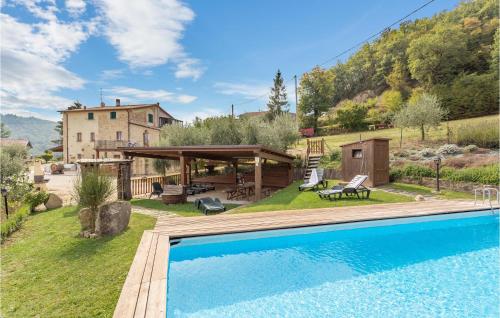 Nice Apartment In Citt Di Castello Pg With 4 Bedrooms, Wifi And Outdoor Swimming Pool