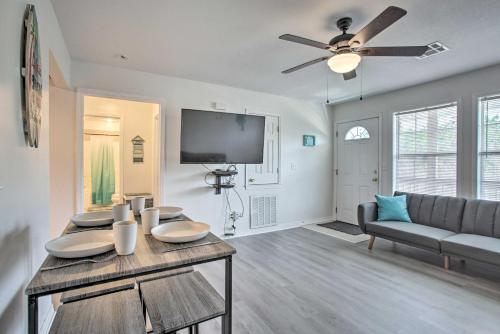 Photo de la galerie de l'établissement Sunny Bay St Louis Retreat with River Access!, à Shoreline Park