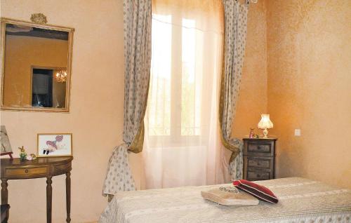 Imagem da galeria de Nice Home In Mthamis With 7 Bedrooms em Méthamis