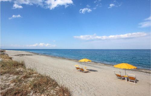 Stunning apartment in Botricello with 2 Bedrooms and WiFi