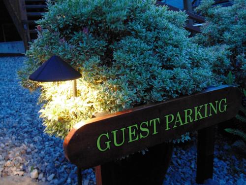 Φωτογραφία από το άλμπουμ του Ocean Mist Guesthouse σε Ucluelet