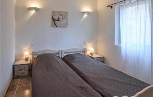 Imagen de la galería de 3 Bedroom Cozy Home In Saint-saturnin-ls-apt, en Saint-Saturnin-lès-Apt