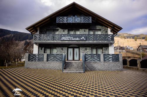 Fotografie z fotogalerie ubytování Piatra Codrilor v destinaci Dorna Arini