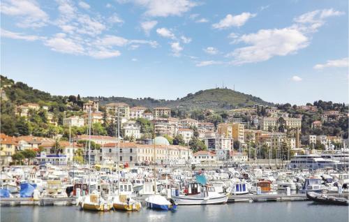 Stunning Apartment In Imperia With 3 Bedrooms And Wifi