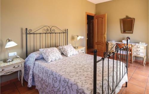 Foto da galeria de 4 Bedroom Stunning Home In St Cebria De Vallalta em Sant Cebrià de Vallalta