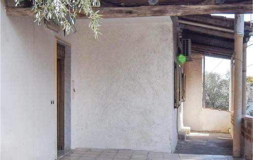 Nice Apartment In Portigliola With Wifi And 2 Bedrooms