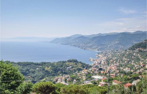 a view of a city and a body of water at Casa Morgana in Boschetto