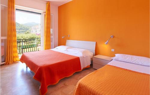 Ένα ή περισσότερα κρεβάτια σε δωμάτιο στο Casa Borgo 1