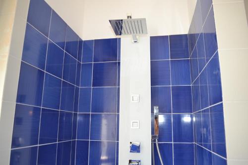 Un baño de Blu OltreMare