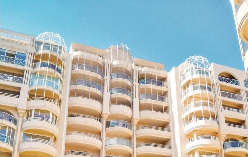 Lovely Apartment In Canet En Roussillon