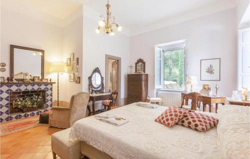 a bedroom with a bed and a living room at Villa Gagliardi in Cerreto Sannita