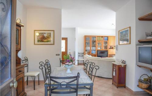 Kuchyň nebo kuchyňský kout v ubytování Villa Fiorinvalle