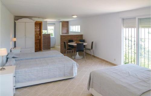 アルムニェーカルにあるAmazing Home In Almucar With 5 Bedrooms, Wifi And Outdoor Swimming Poolのギャラリーの写真