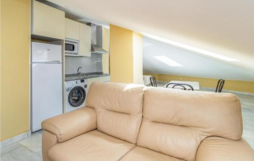 Lovely Apartment In Málaga With Wifi