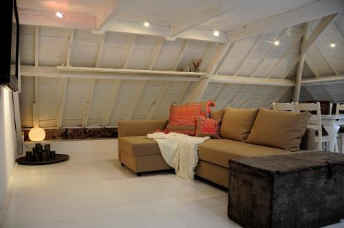 A seating area at Attic Room Judy's