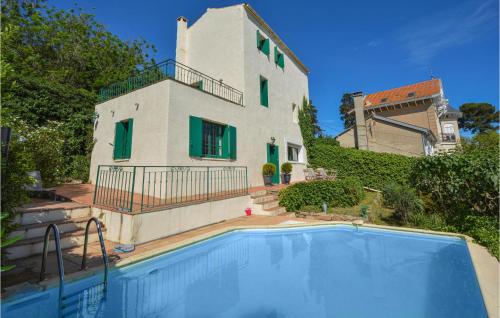 4 Bedroom Lovely Home In Sète