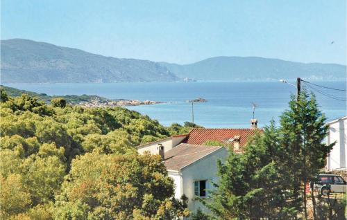 Φυσικό τοπίο κοντά σε αυτή η παραθεριστική κατοικία