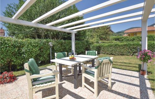 Κήπος έξω από το 3 Bedroom Nice Home In Camaiore