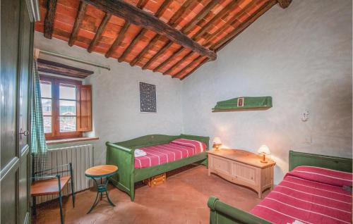 صورة لـ Nice Home In Bucine Ar With 2 Bedrooms, Wifi And Outdoor Swimming Pool في Badia a Ruoti