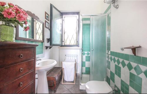 A bathroom at Villa Specchia