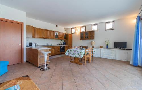 Kuchyňa alebo kuchynka v ubytovaní Appartamento Foca