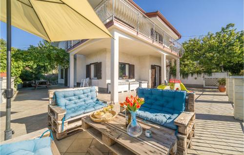 Stunning Home In Moneglia With 4 Bedrooms And Wifi