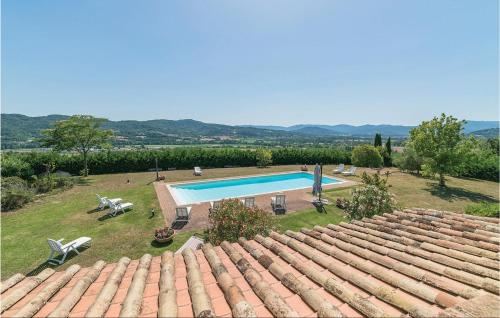 Stunning Home In Citt Di Castello Pg With Wifi, Private Swimming Pool And Outdoor Swimming Pool