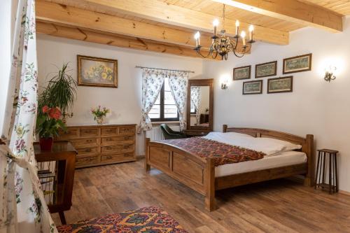 Postel nebo postele na pokoji v ubytování Chata Pod Świnią Górą