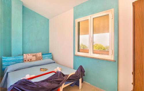 Кровать или кровати в номере Beautiful Home In Zambrone With Wifi