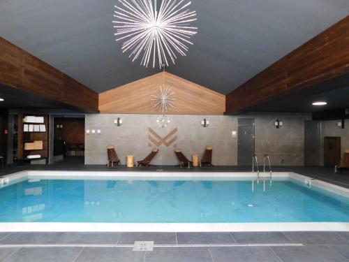 Swimmingpoolen hos eller tæt på Wellness Rezort Tatranská Štrba