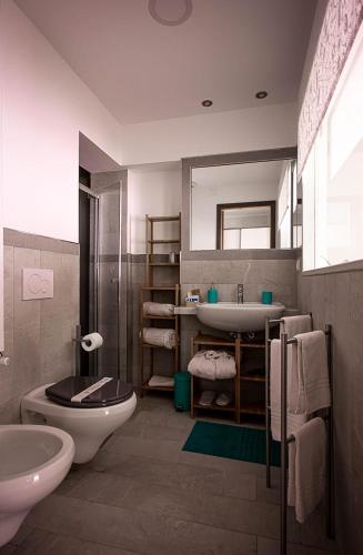 Ванная комната в Business Hotel