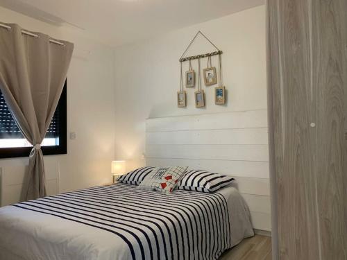 Postel nebo postele na pokoji v ubytování Villa moderne Houlgataise/Roof top/proche mer !