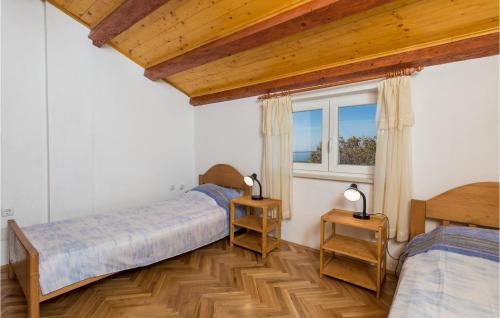 Galeriebild der Unterkunft 2 Bedroom Lovely Apartment In Balenska Draga in Balenska Draga