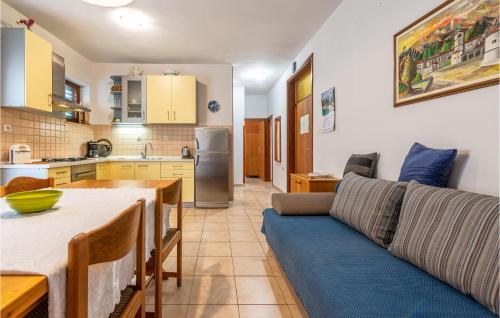 Amazing Apartment In Zadar With Wifi