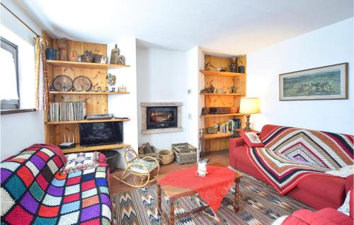 Гостиная зона в Pet Friendly Home In Castello Tesino