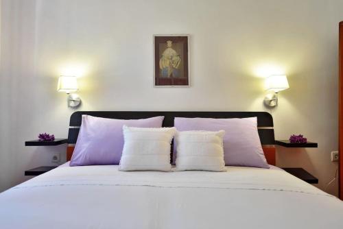 Un pat sau paturi într-o cameră la Buena Vista
