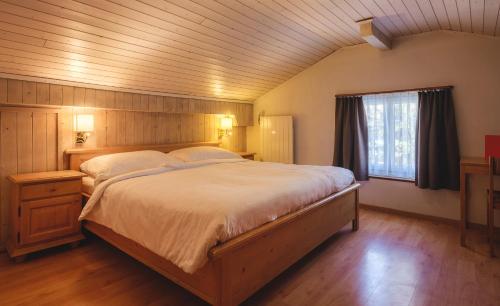 Guesthouse by the rex photo 2