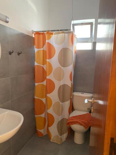 Un baño de Greek Islands Studios