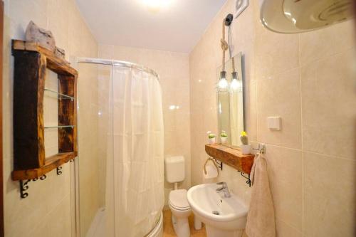 Stylish apartment 22 tesisinde bir banyo