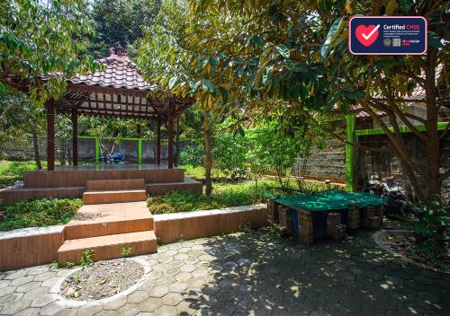 Zahrada ubytování Omah Etam Villa