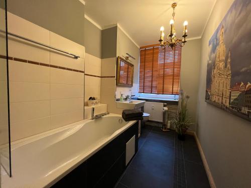 Et badeværelse på Sweet Home Inside Dresden Apartment two