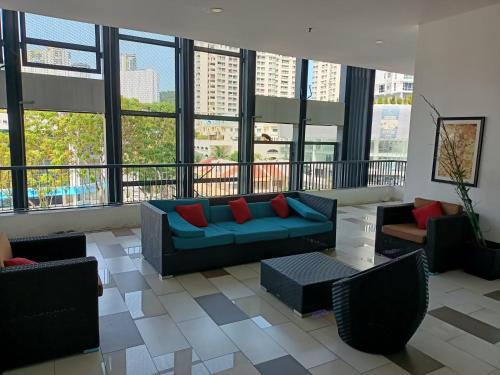 Χώρος καθιστικού στο cozy seaview 6 studio apartment