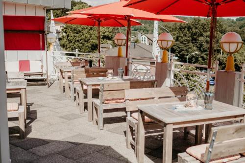 Hotel Deyniqueにあるレストランまたは飲食店