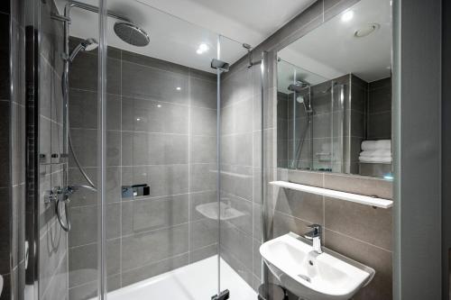 Gallery image of Staycity Aparthotels Dublin Tivoli in Dublin