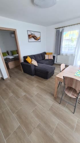 Χώρος καθιστικού στο U8 apartmanház