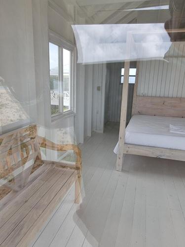 Zdjęcie z galerii obiektu Comfortable 1-Bed Cottage in Codrington Barbuda w mieście Codrington