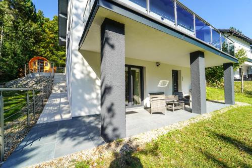 Behagliches Cottage mit Kamin mitten im Wald