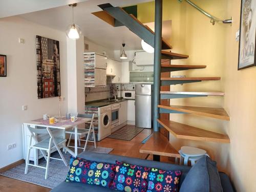 Kuchyň nebo kuchyňský kout v ubytování Duplex La Corrada VUT 2550