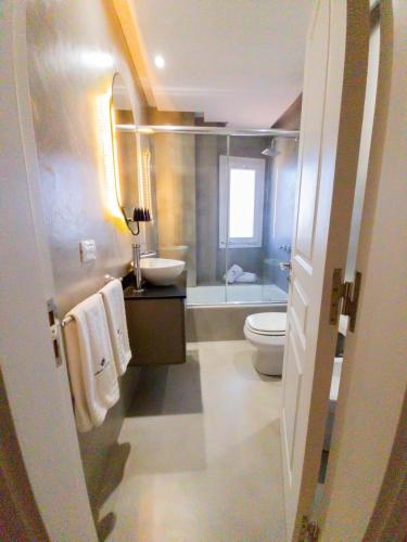 Koupelna v ubytování Garden Suites Pinamar
