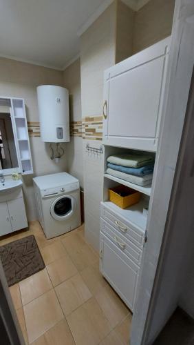 A kitchen or kitchenette at Kiss-Szőllősi Vendègház